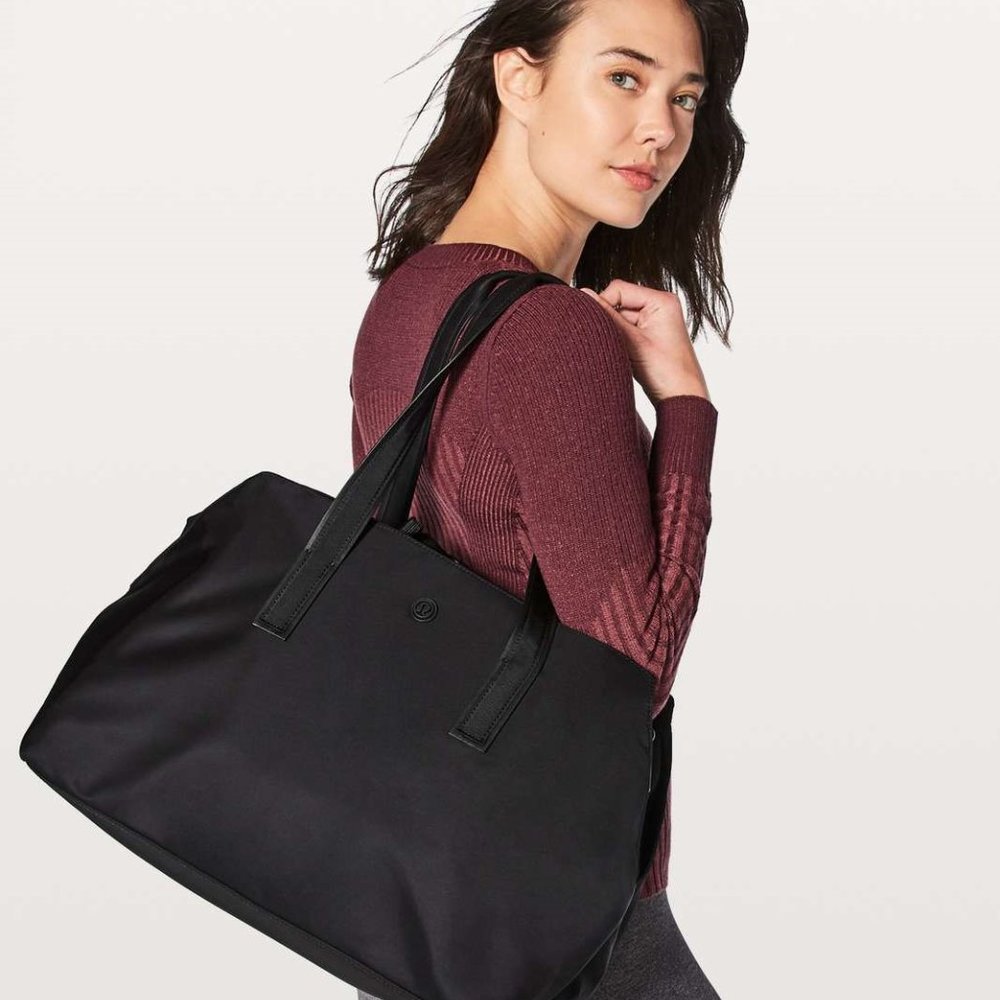 Lululemon Go Getter Bag